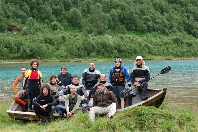 Paseo en canoa en Noruega.JPG 